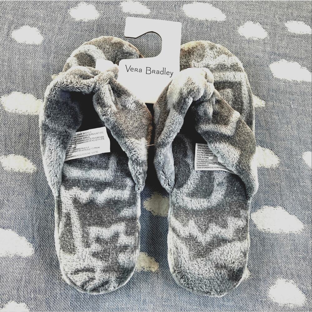 Vera Bradley Slippers Fuzzy Flip-Flop Zig-Zag Large 9-10 NWT